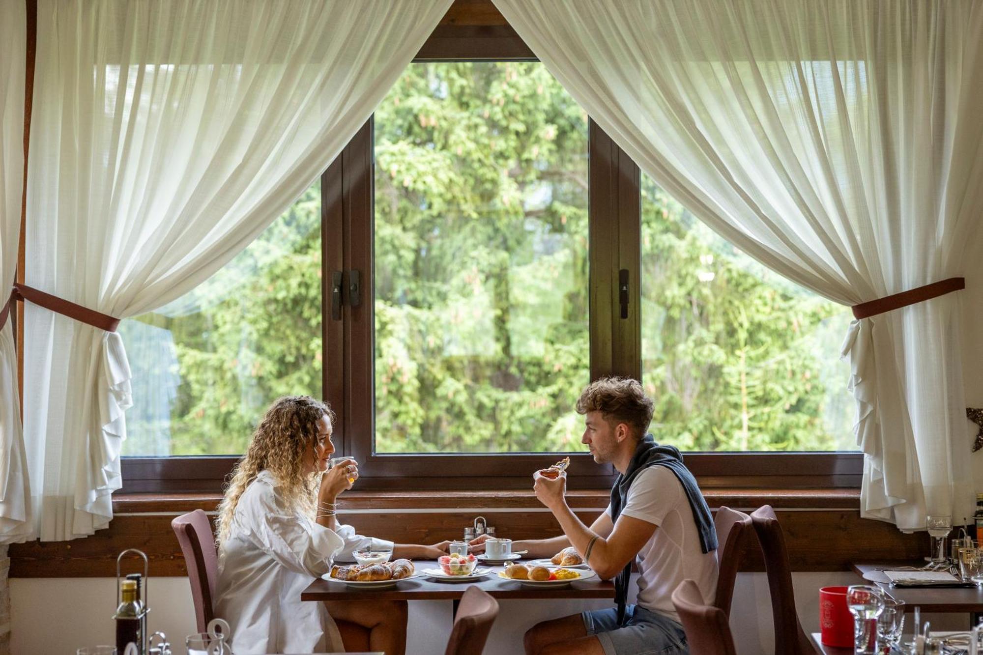 Hotel Derby Folgarida Ngoại thất bức ảnh